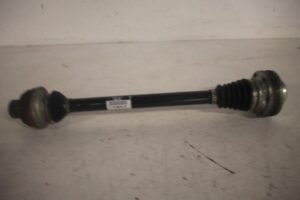 17808944 – 8R0501203D – Aandrijfas links-achter