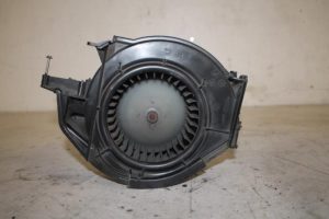 17824334 – 4F0820020A – Heizung Belüftungsmotor