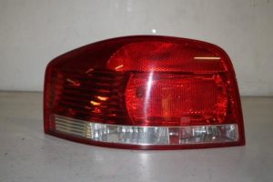 17830441 – 8P0945095 – Achterlicht links