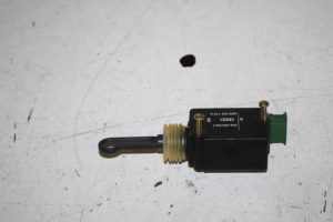 17810658 – 4B5962115A – Tailgate lock mechanism
