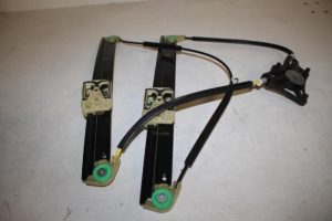 17803622 – 4G0837462 – Window mechanism 4-door, front right