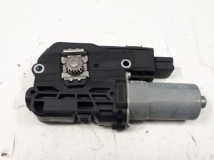 18736106 – 5TA877795 – Schuifdak Motor