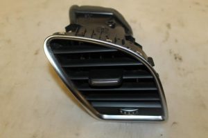 17794802 – 8T1820902GWVF – Luftgitter Armaturenbrett