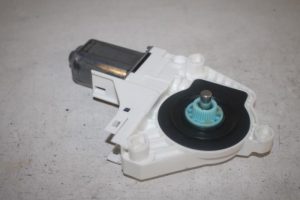 17807119 – 8K0959802B – Raammotor Portier