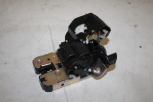 17822092 – 8R0827505 – Tailgate lock mechanism