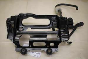 17798251 – 4H0698999 – Stütze (sonstige)