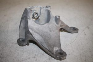 17808022 – 4H0399113E – Gearbox mount
