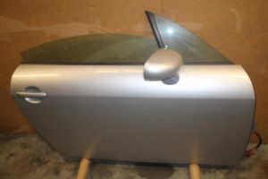 17799360 – 8N0831052C – Portier 2Deurs rechts