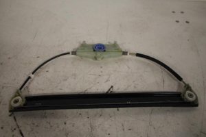 17817037 – 4F0839462 – Rear door window mechanism 4-door, right