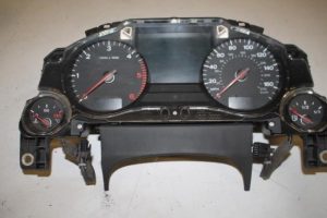 17833287 – 4E0920951B – Instrumentenbrett