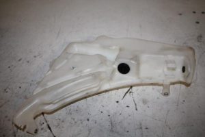 17816709 – 8T0955453B – Ruitensproeiertank voor