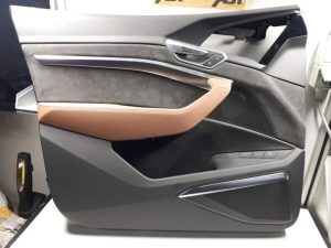 20096383 – 4KL867103AFWFA – Portierbekleding 4Deurs links-voor