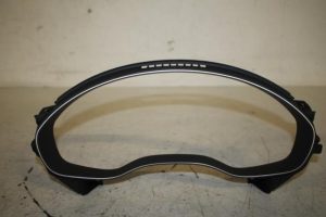 17813721 – 4G1857115B6PS – Kilometerteller sierlijst