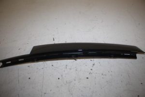 17810144 – 4H08399015FQ – B-stijl sierlijst exterieur