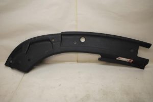 17796767 – 8N0860441E – Afdekkap koplamp links