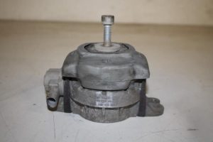 17826449 – 4E0399151DH – Getriebe Halterung