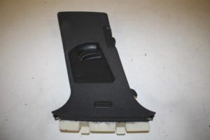 17828488 – 4F0867243A1MB – Stijl midden-links