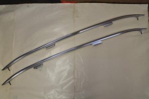 17792050 – 8K9860021E3Q7 – Dachreling Set