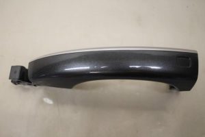 17797385 – 8R0837207 – Türgriff 4-türig links vorne