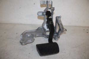 17808352 – 8K1721117 – Stütze (sonstige)