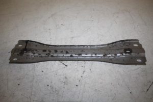 17807834 – 8R0804813 – Stütze (sonstige)