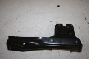 17810689 – 8N0827505A – Tailgate lock mechanism