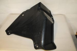 17792910 – 8K0825219A – Beschermplaat bodem