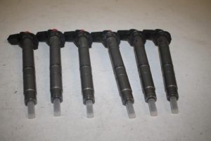 17804605 – 059130277CR – Injector (diesel)