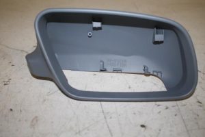 17813927 – 8D0857508GRU – Spiegelkap rechts