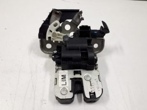 20836062 – 4H0827505 – Schließmechanik Heckklappe