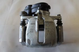 17793136 – 8K0615404C – Bremszange rechts hinten