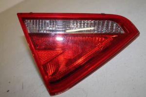 17803443 – 8T0945093 – Achterlicht links