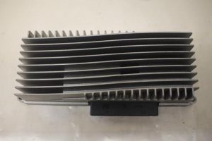 17801877 – 8R0035223 – Radioverstärker