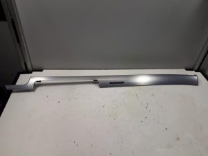 18578994 – 8E1853190BDQ88 – Zierleiste