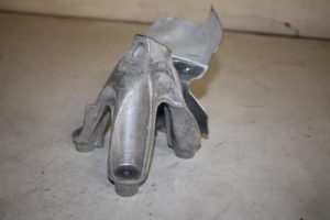 17831052 – 4G0199307AC – Motorsteun