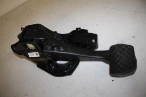 17820717 – 5Q2723058AA – Stütze (sonstige)