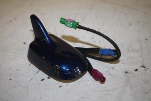 17815815 – 8R0035503GX5Q – GPS Antenne