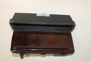 17789859 – 4D0857951B – Asbak voor