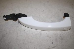 17806430 – 4H0837205 – Türgriff 4-türig links vorne