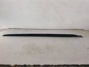 20589820 – 4K8854867AY9B – Seitenschürze links