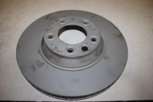 17829083 – 7L6615301E – Remschijf voor