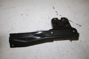 17810682 – 8N0827505A – Tailgate lock mechanism