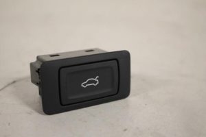 17820442 – 4G0959831C5PR – Schakelaar achterklep