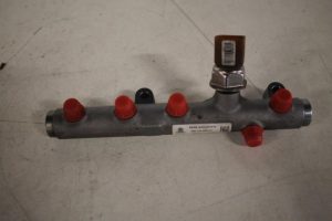 17820650 – 059130089AH – Kraftstoffverteiler