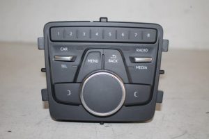 17810858 – 8W0919614M – Regelunit Multi Media