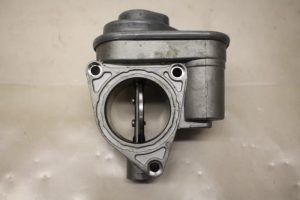17801039 – 057128063 – Drosselklappengehäuse