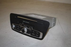 17820962 – 8U1035183A – Multi-media control unit