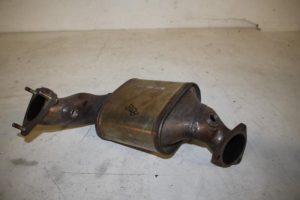 17821078 – 8E0254201E – Katalysator