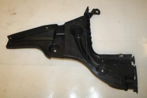 17794526 – 8V3807377 – Rear bumper bracket, left