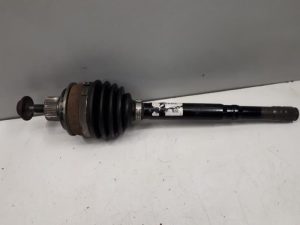 22047808 – 8W0407271E – Aandrijfas links-voor